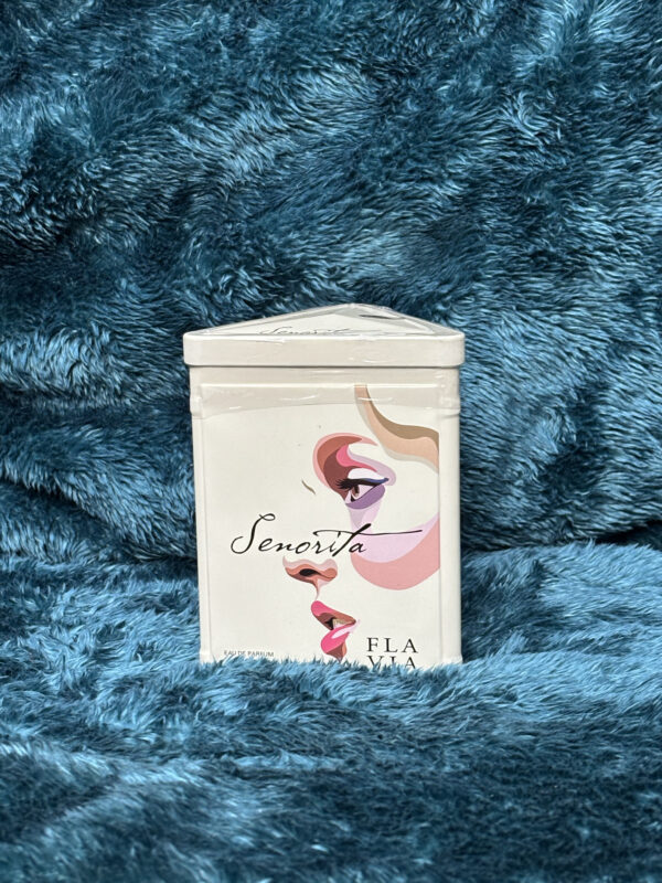 Senorita by Flavia Eau de Parfum – Feminine and Captivating Floral Scent